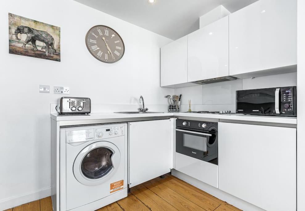 Spacious And Delightful Sleep 5 Piccadilly Vrc London Exterior foto